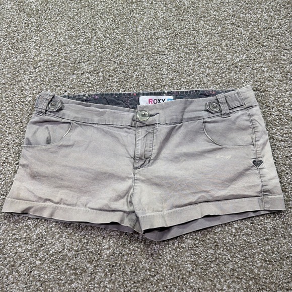 Roxy Pants - Y2k Low Rise Roxy Short Shorts Gray Faded Stretch Low Rise Essentials 34' Waist